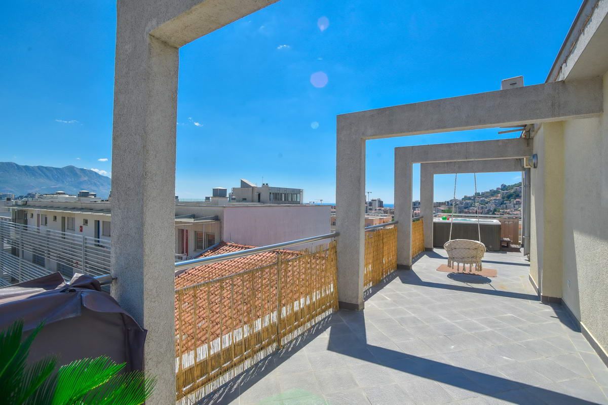 Trosoban penthouse 179m2 sa pogledom na more.(Mogućnost plaćanja u Rusiji,kriptovalutama i rubljama) - Amfora Real Estate