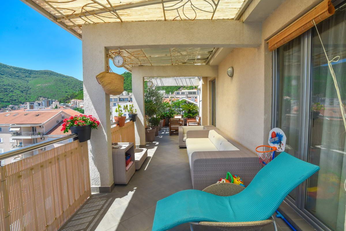 Trosoban penthouse 179m2 sa pogledom na more.(Mogućnost plaćanja u Rusiji,kriptovalutama i rubljama) - Amfora Real Estate