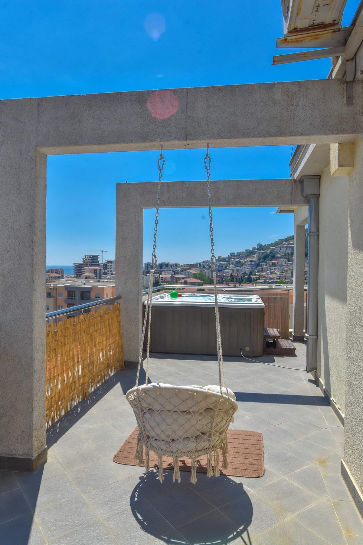 Trosoban penthouse 179m2 sa pogledom na more.(Mogućnost plaćanja u Rusiji,kriptovalutama i rubljama) - Amfora Real Estate