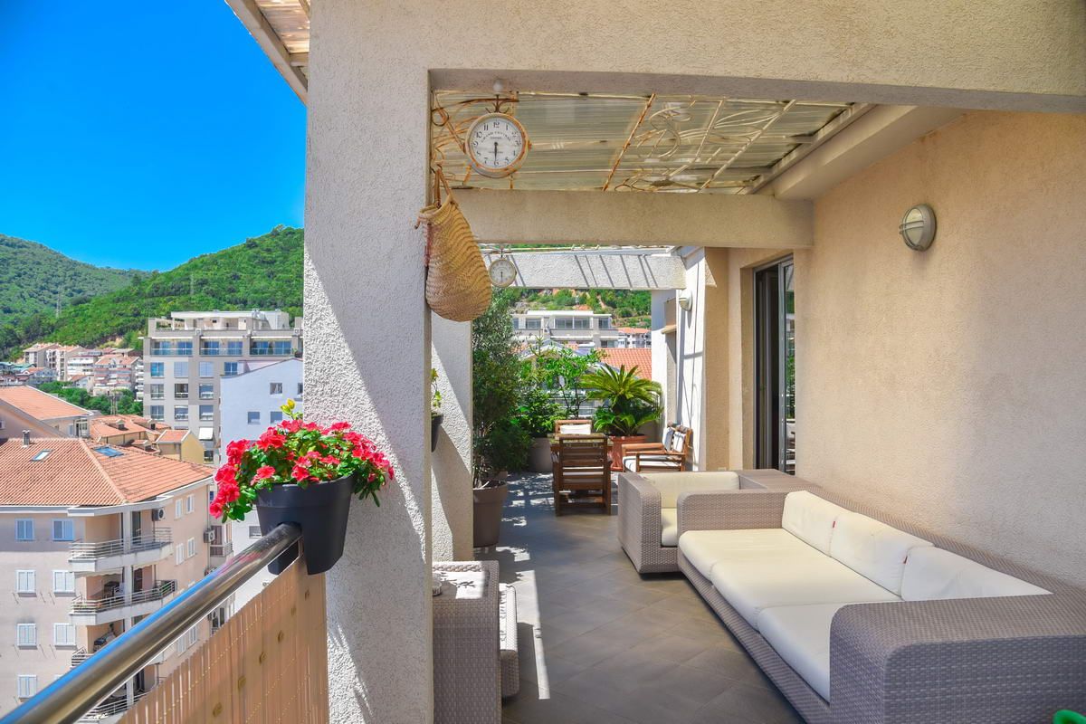 Trosoban penthouse 179m2 sa pogledom na more.(Mogućnost plaćanja u Rusiji,kriptovalutama i rubljama) - Amfora Real Estate