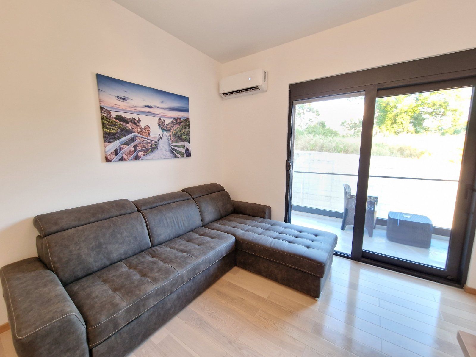 Apartman Layla (Stan na dan) - Amfora Real Estate
