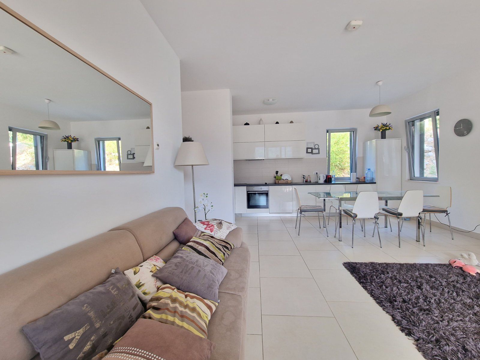 Dvosoban stan sa pogledom na more, površine 83m2, u ekskluzivnom  kompleksu Lavender Bay, Kotor(Morinje) - Amfora Real Estate