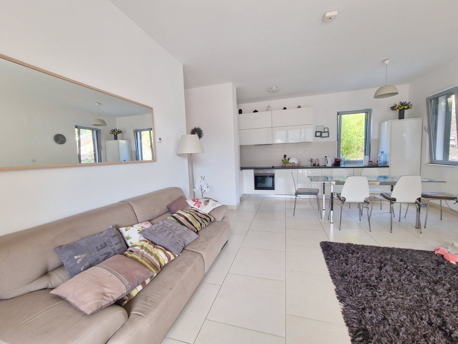 Dvosoban stan sa pogledom na more, površine 83m2, u ekskluzivnom  kompleksu Lavender Bay, Kotor(Morinje) - Amfora Real Estate