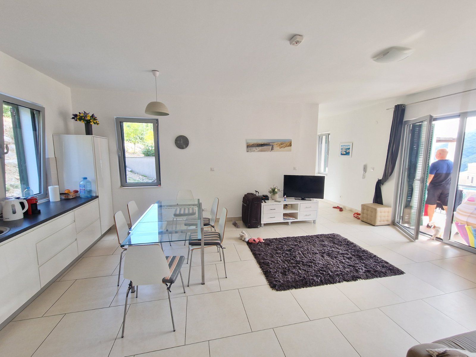 Dvosoban stan sa pogledom na more, površine 83m2, u ekskluzivnom  kompleksu Lavender Bay, Kotor(Morinje) - Amfora Real Estate