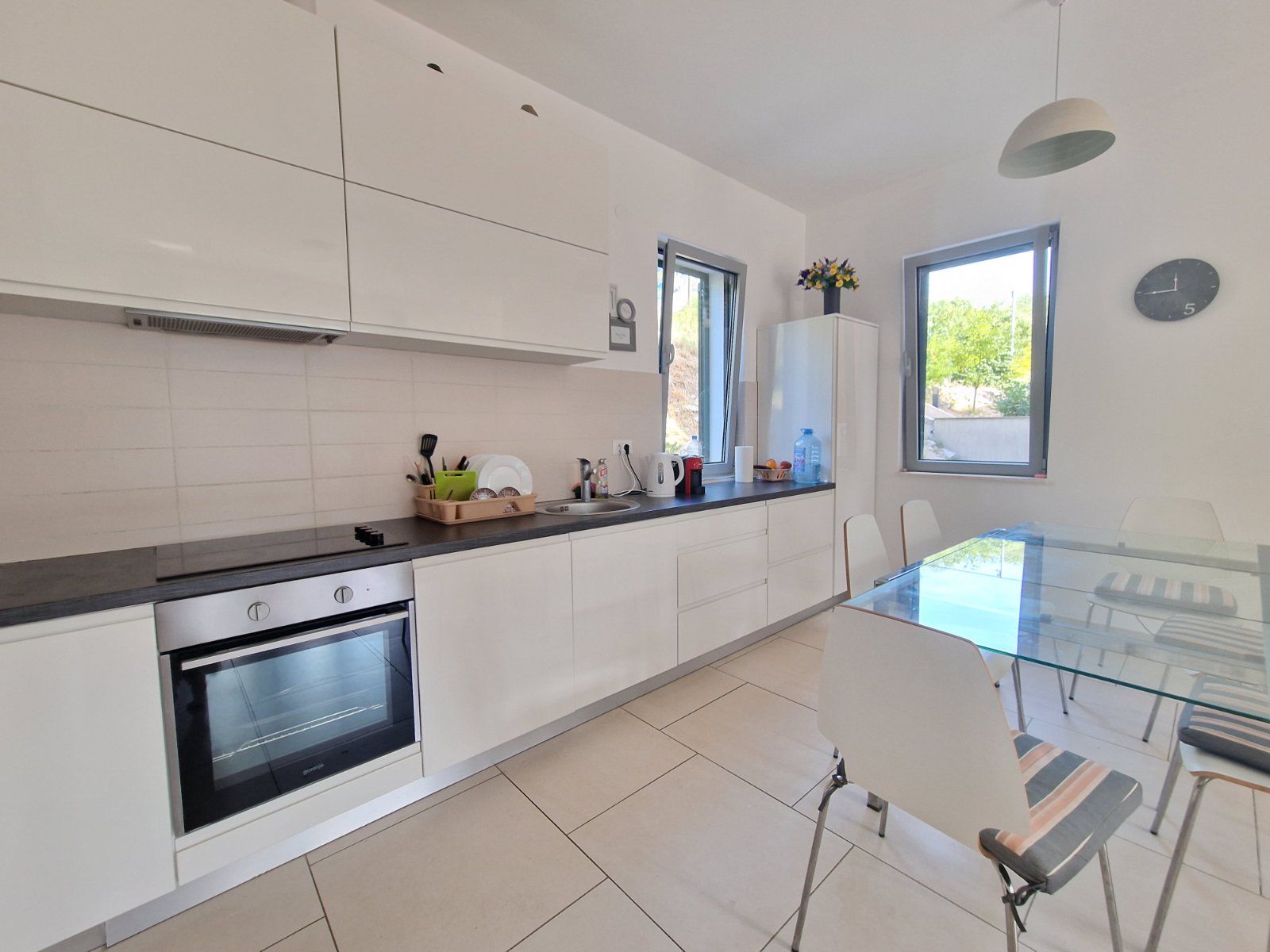 Dvosoban stan sa pogledom na more, površine 83m2, u ekskluzivnom  kompleksu Lavender Bay, Kotor(Morinje) - Amfora Real Estate