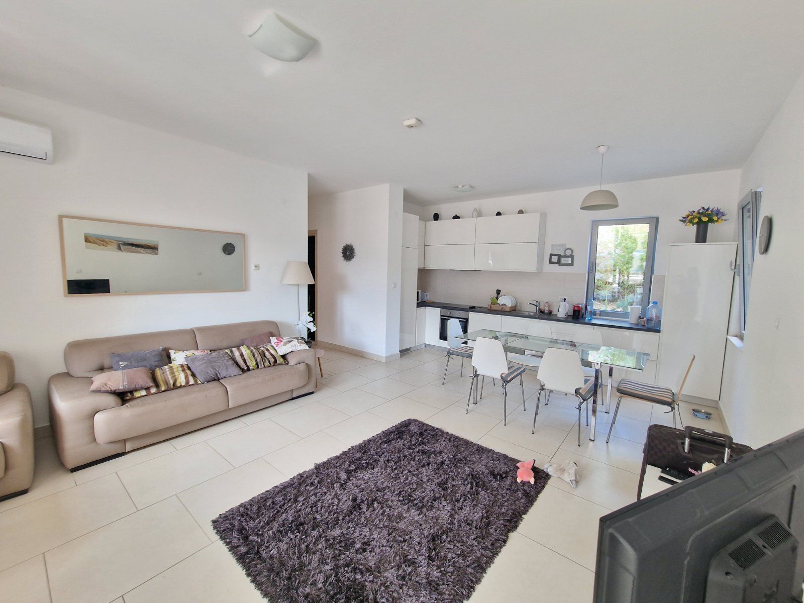 Dvosoban stan sa pogledom na more, površine 83m2, u ekskluzivnom  kompleksu Lavender Bay, Kotor(Morinje) - Amfora Real Estate