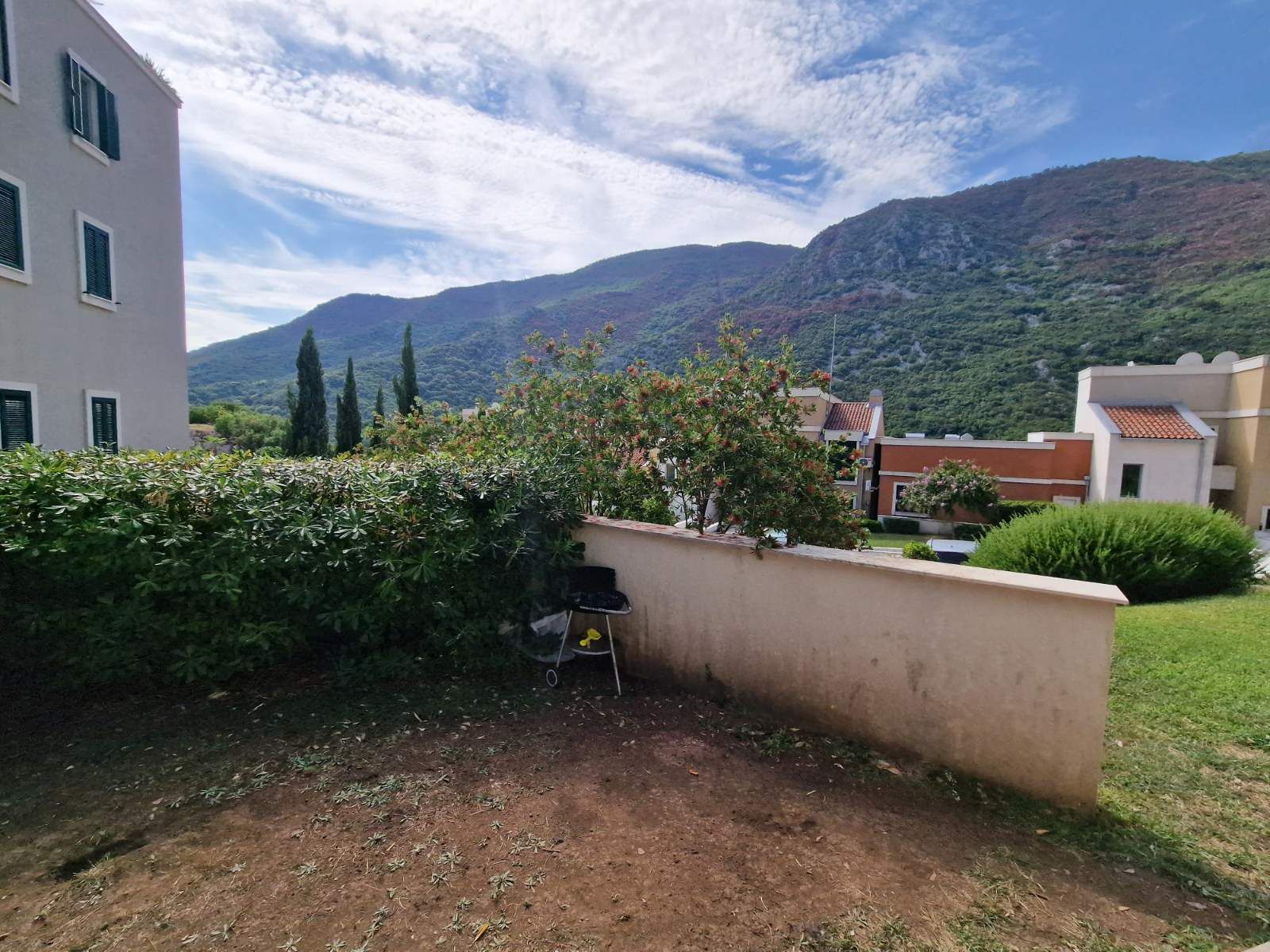 Dvosoban stan sa pogledom na more, površine 83m2, u ekskluzivnom  kompleksu Lavender Bay, Kotor(Morinje) - Amfora Real Estate