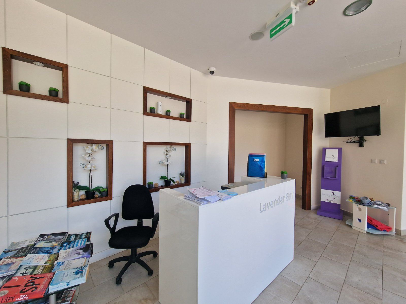 Dvosoban stan sa pogledom na more, površine 83m2, u ekskluzivnom  kompleksu Lavender Bay, Kotor(Morinje) - Amfora Real Estate