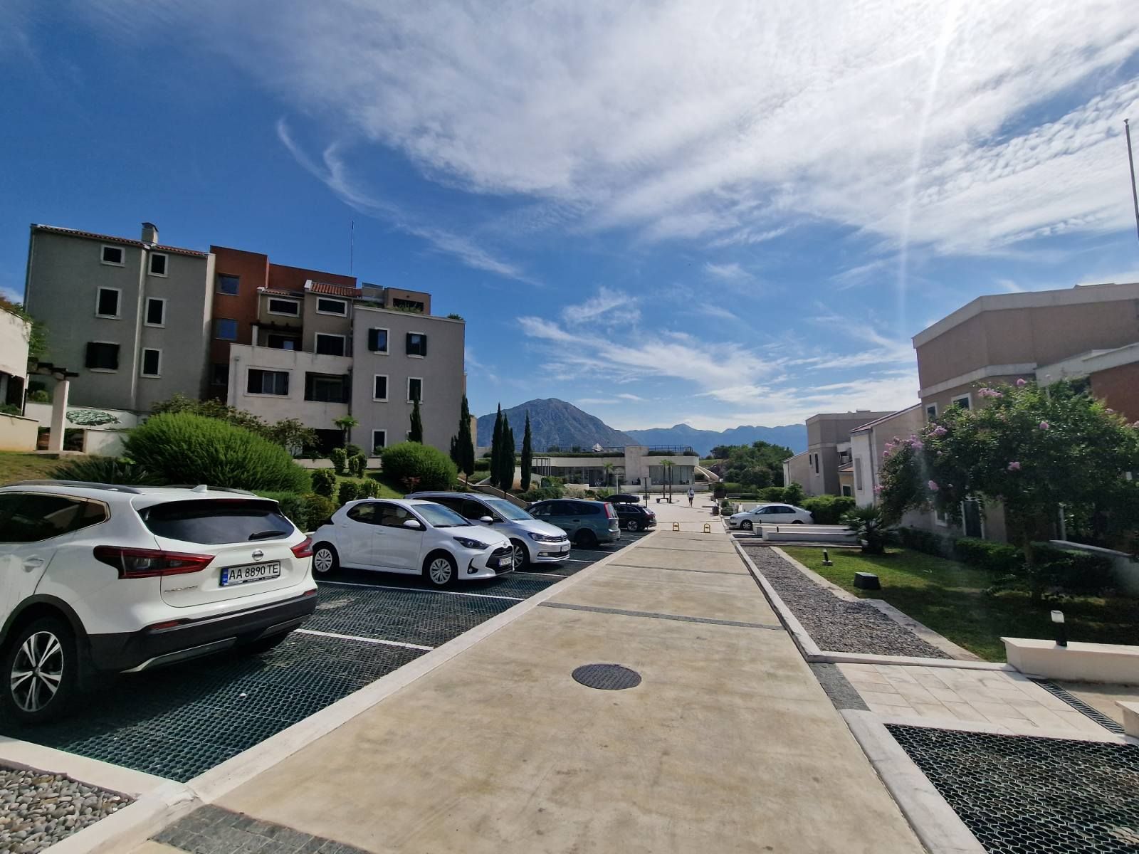 Dvosoban stan sa pogledom na more, površine 83m2, u ekskluzivnom  kompleksu Lavender Bay, Kotor(Morinje) - Amfora Real Estate