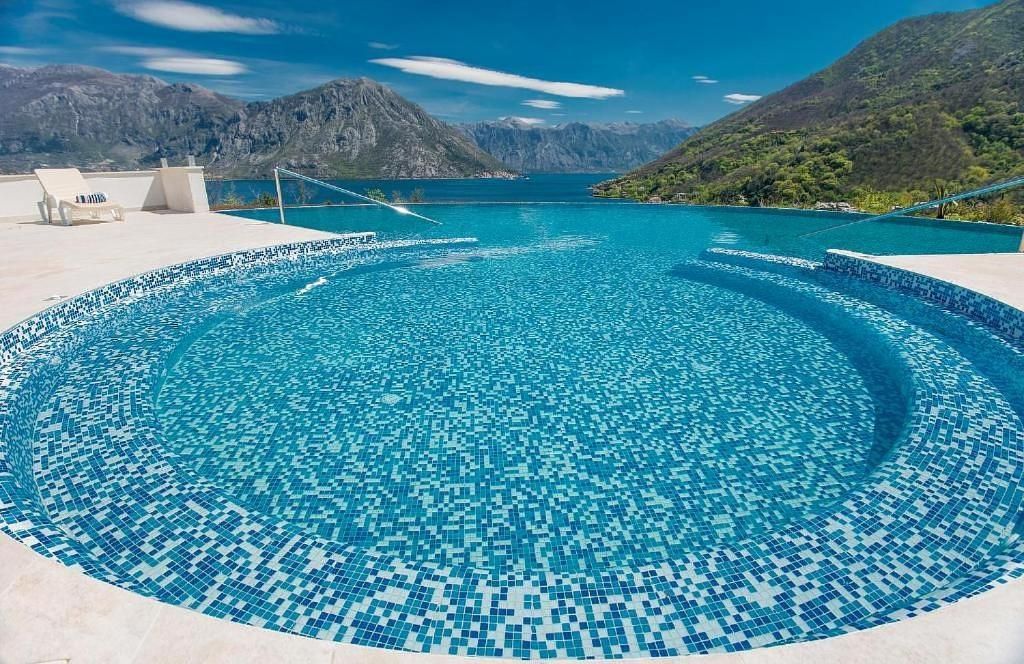 amforaproperty.com/Dvosoban stan  površine 84m2 plus zelena terasa gratis u ekskluzivnom  kompleksu Lavender Bay, Kotor(Morinje)