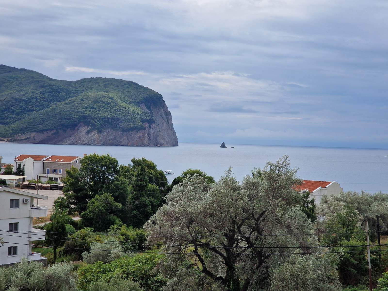 Kuća 500m2 sa pogledom na more,na 200m od mora,Buljarica. - Amfora Real Estate