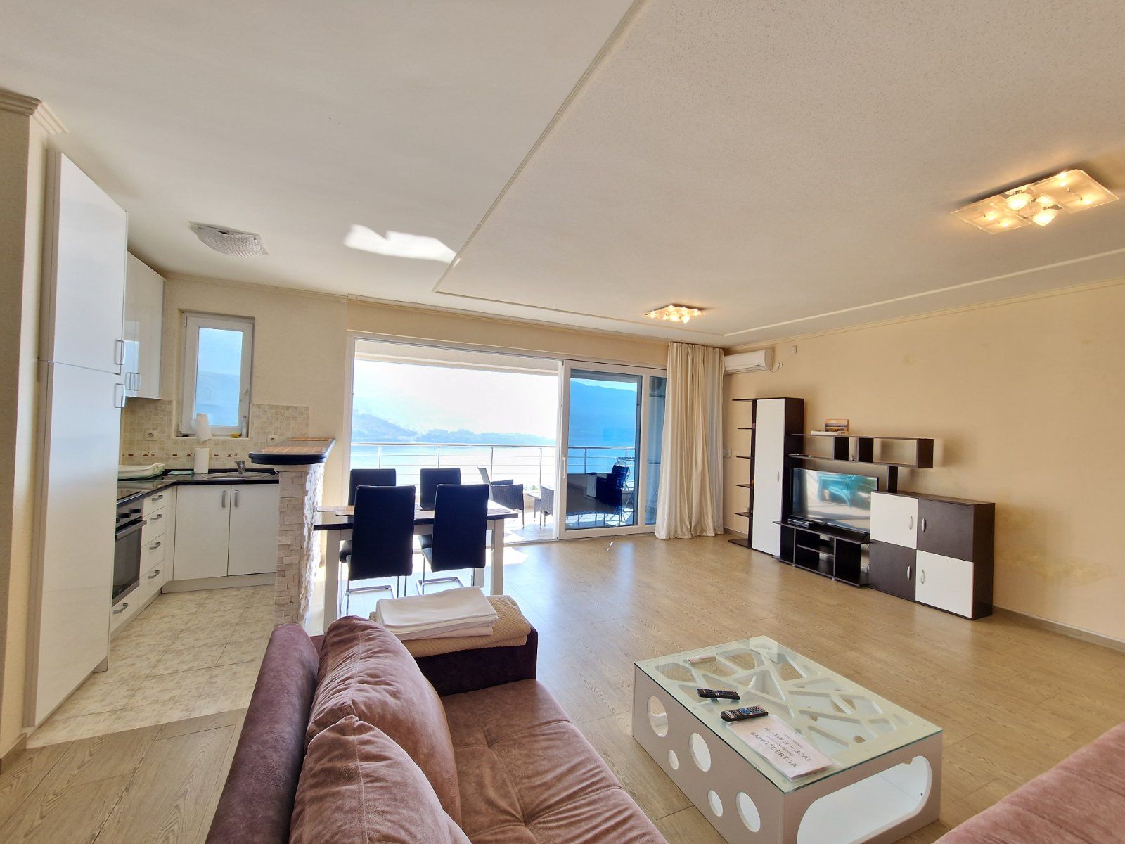 Jednosoban stan 69m2 sa panoramskim pogledom na more i grad,Vidikovac-Budva. - Amfora Real Estate