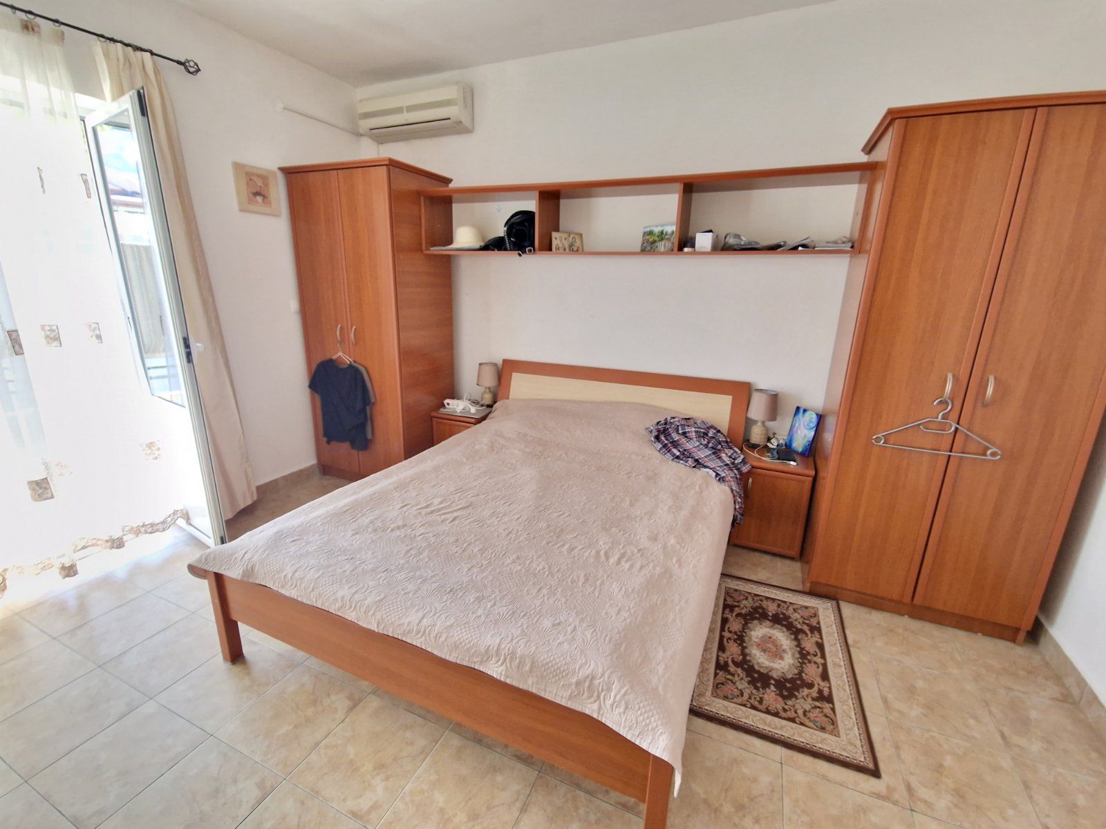 PRODAJE SE TROSPRATNA KUCA 250M2 NA FENOMENALNOJ LOKACIJIU U BUDVI. - Amfora Real Estate