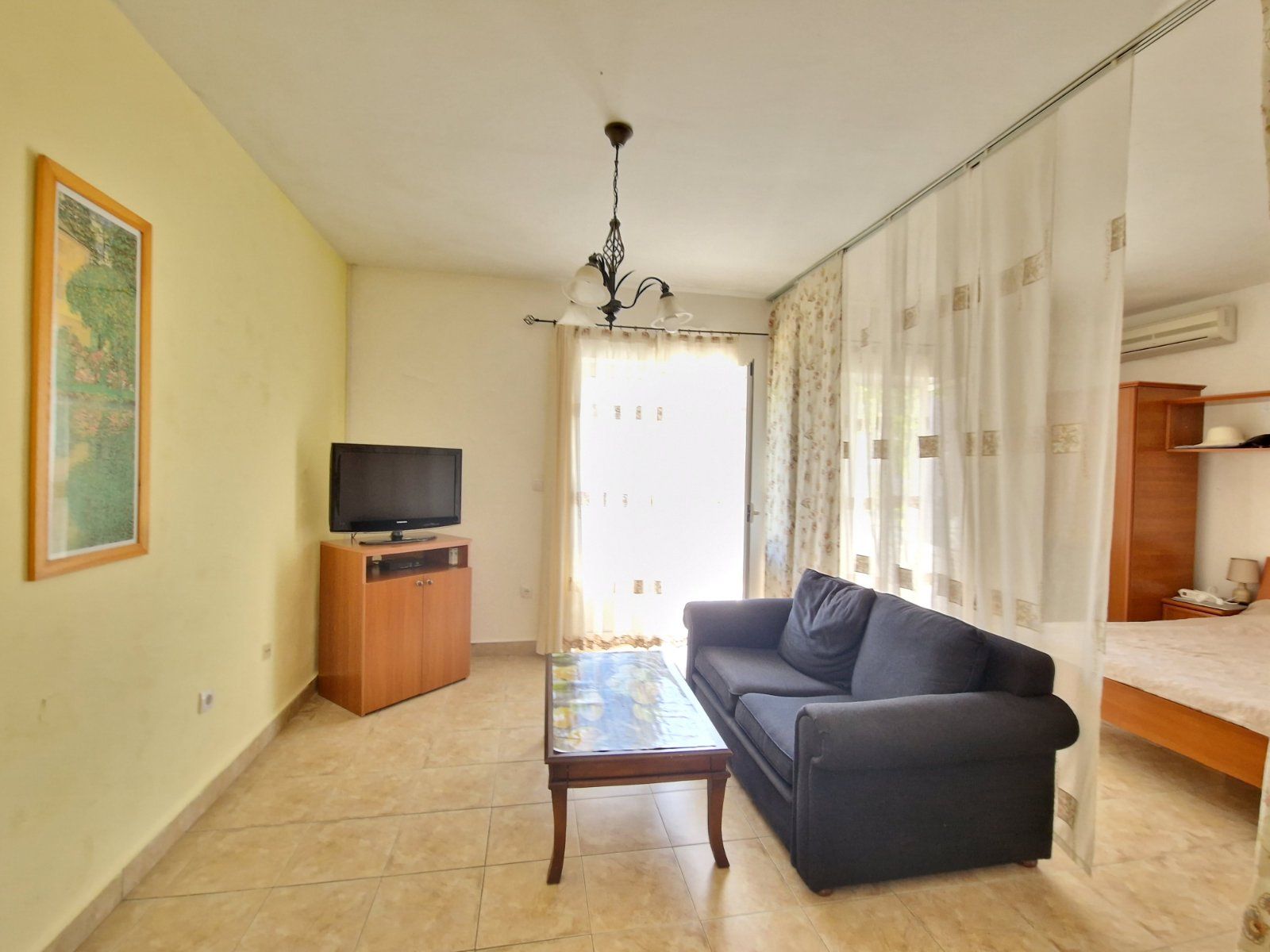 PRODAJE SE TROSPRATNA KUCA 250M2 NA FENOMENALNOJ LOKACIJIU U BUDVI. - Amfora Real Estate