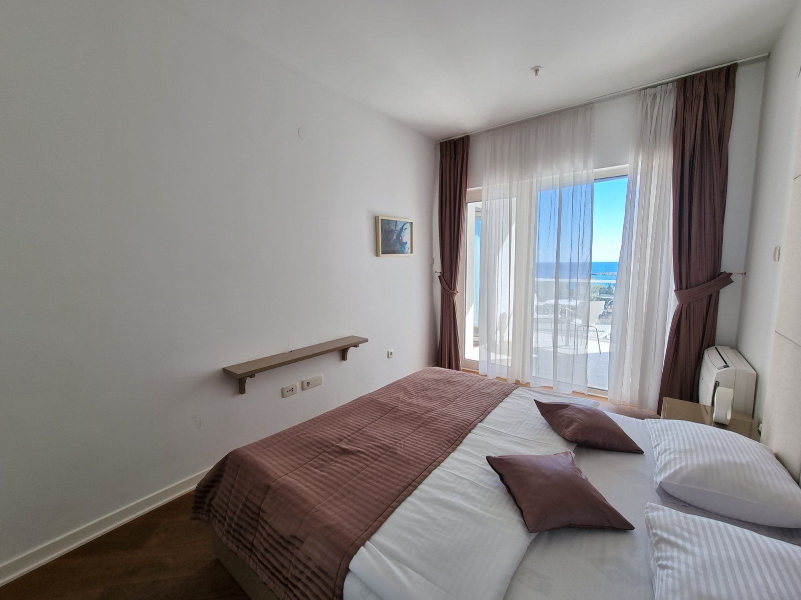 Jednosoban stan 67m2 sa pogledom na more,u kompleksu Tre Canne,Budva. - Amfora Real Estate
