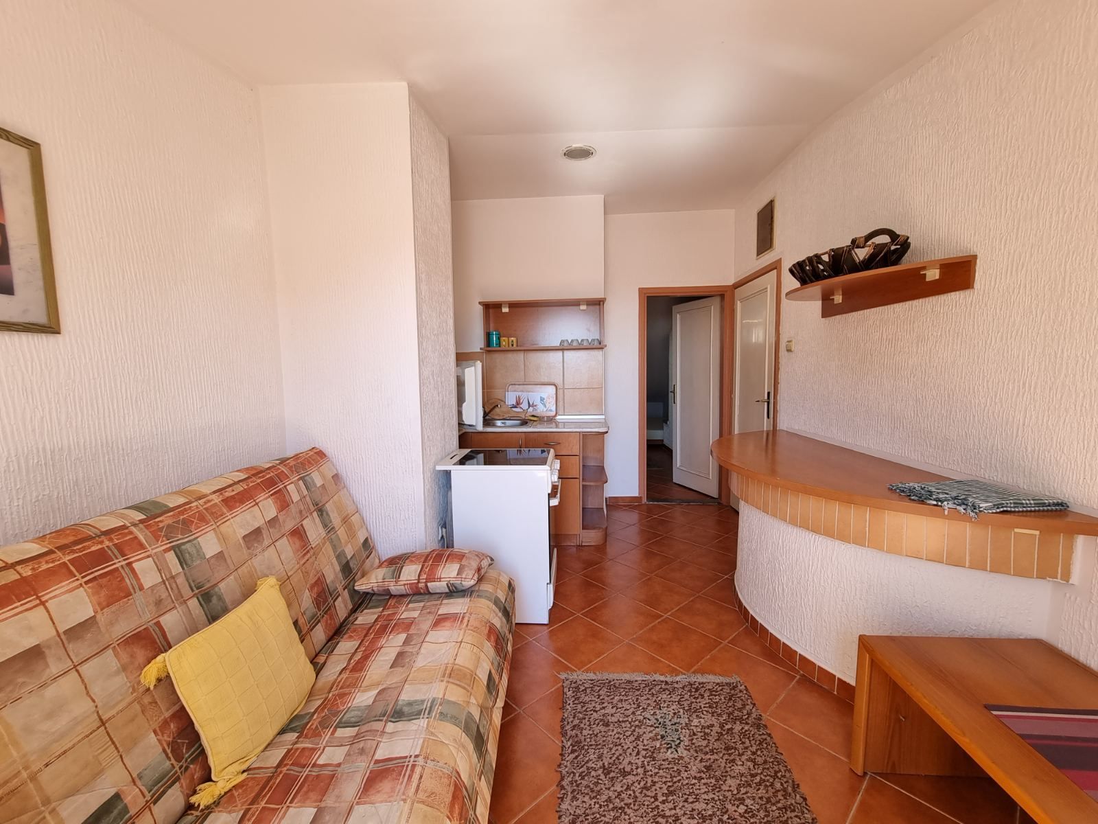 Dvosoban stan 93 m2 sa pogledom na more,na fenomenalnoj lokaciji, Budva. - Amfora Real Estate