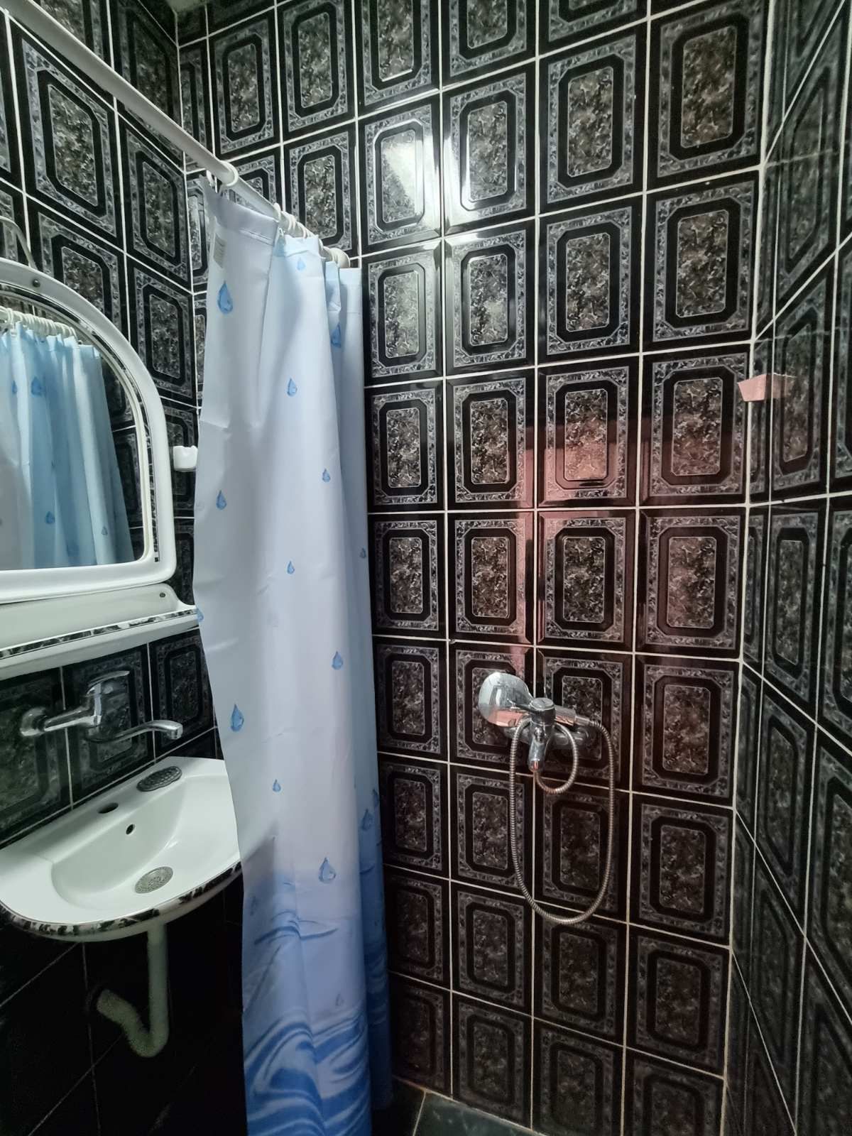 Dvosoban stan 93 m2 sa pogledom na more,na fenomenalnoj lokaciji, Budva. - Amfora Real Estate