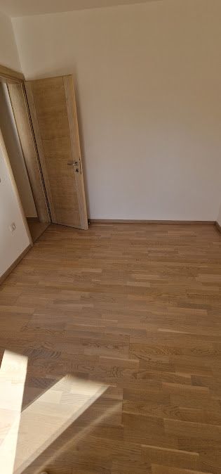 Nov jednosoban stan (45m2) sa pogledom na more u kompleksu sa bazenom,Bečići,Ivanovići. - Amfora Real Estate