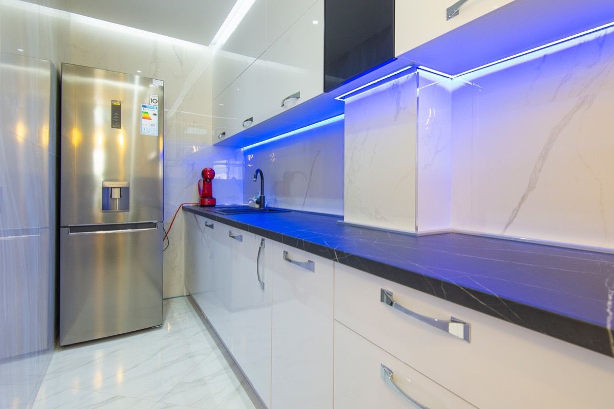 Ekskluzivan dvosoban stan 85m2 sa panoramskim pogledom na more i grad,na prvoj liniji mora,Rafailovici - Amfora Real Estate