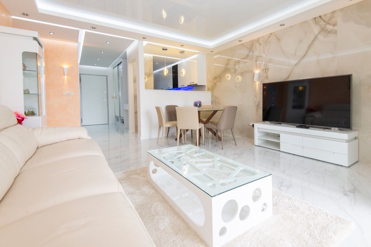 Ekskluzivan dvosoban stan 85m2 sa panoramskim pogledom na more i grad,na prvoj liniji mora,Rafailovici - Amfora Real Estate