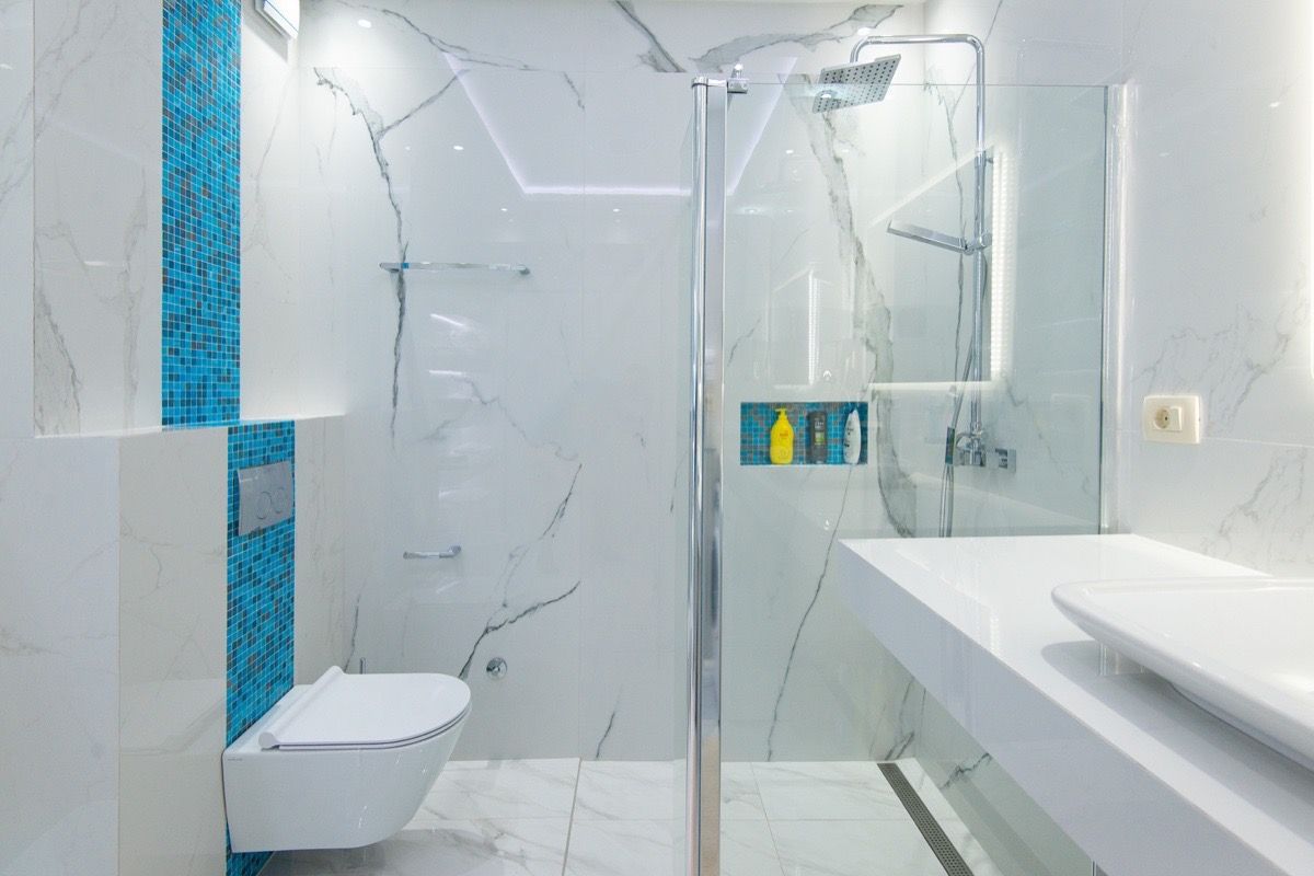 Ekskluzivan dvosoban stan 85m2 sa panoramskim pogledom na more i grad,na prvoj liniji mora,Rafailovici - Amfora Real Estate