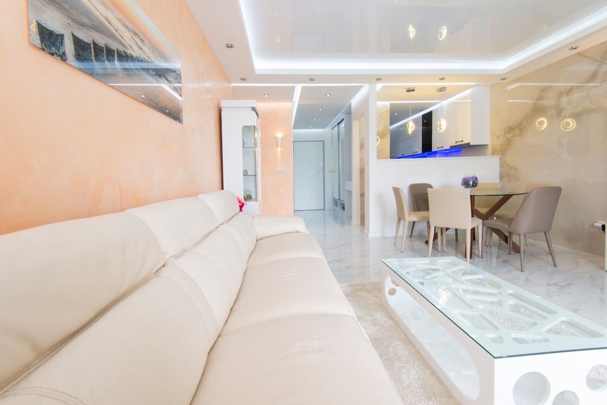 Ekskluzivan dvosoban stan 85m2 sa panoramskim pogledom na more i grad,na prvoj liniji mora,Rafailovici - Amfora Real Estate