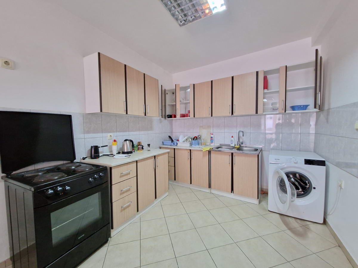 TROSPRATNA KUCA 460M2 SA POGLEDOM NA MORE,NA SAMO 300M OD MORA-BUDVA - Amfora Real Estate