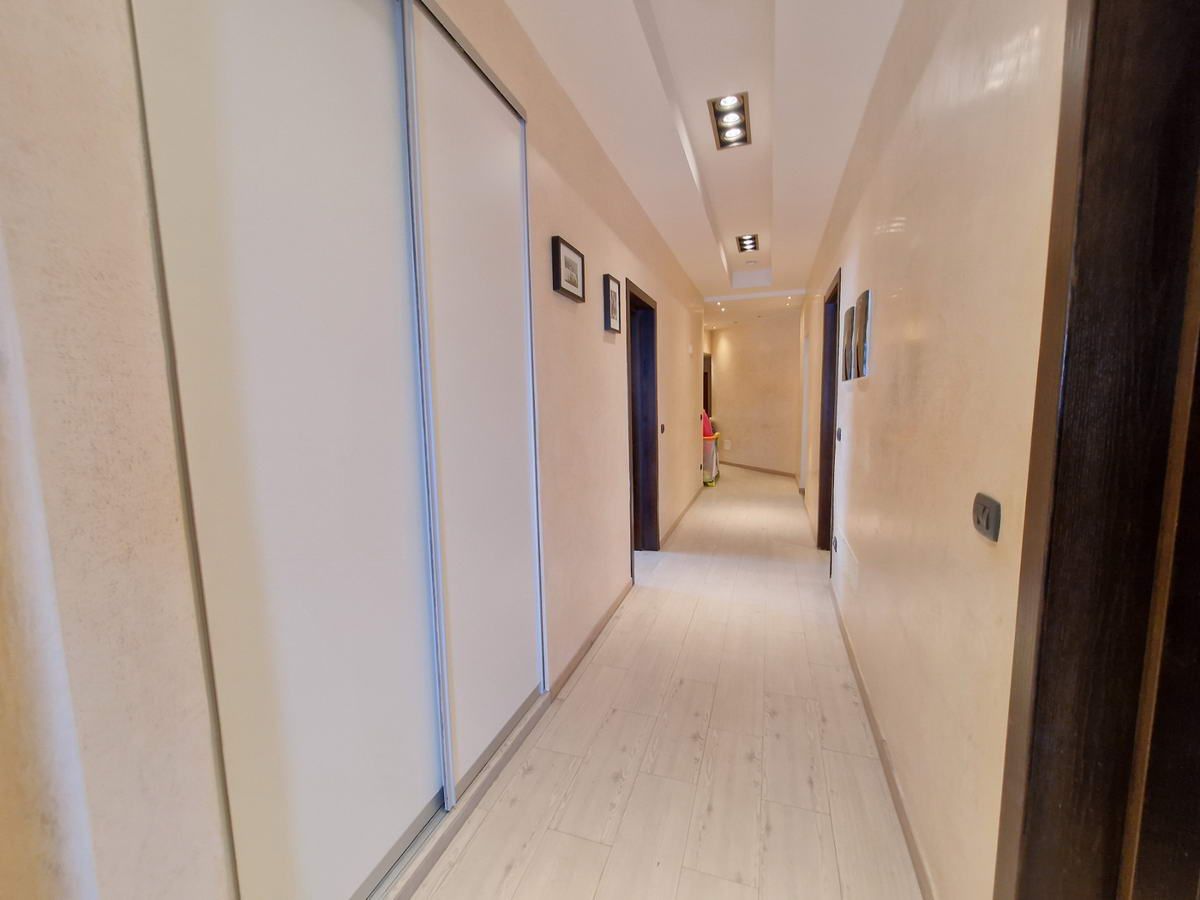 Luksuzan trosoban penthouse površine 230m2 na prvoj liniji mora,Rafailovici(Budva) - Amfora Real Estate