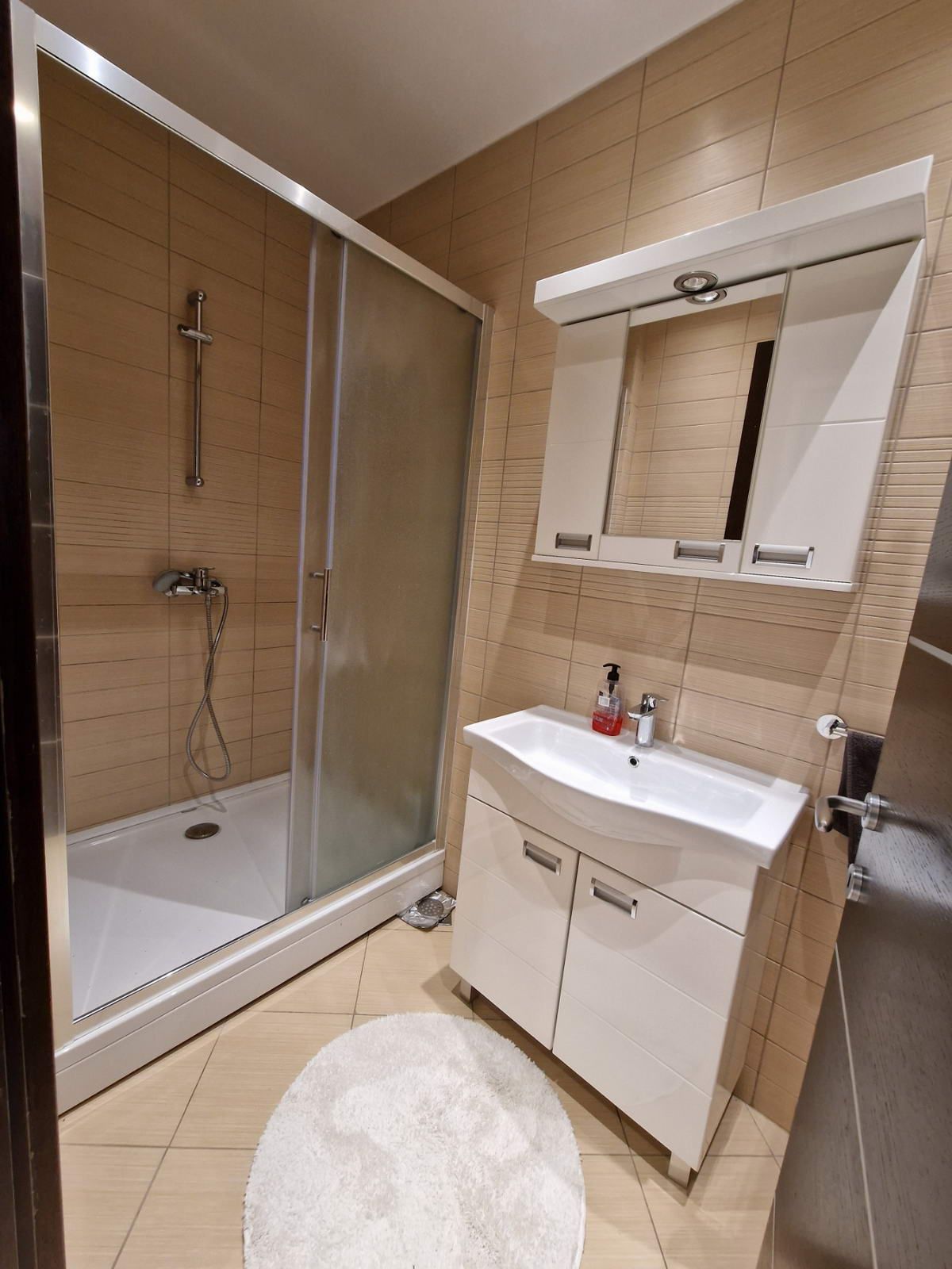 Luksuzan trosoban penthouse površine 230m2 na prvoj liniji mora,Rafailovici(Budva) - Amfora Real Estate