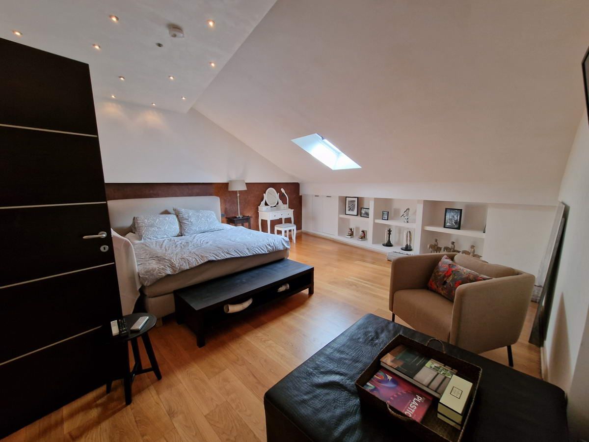 Luksuzan trosoban penthouse površine 230m2 na prvoj liniji mora,Rafailovici(Budva) - Amfora Real Estate