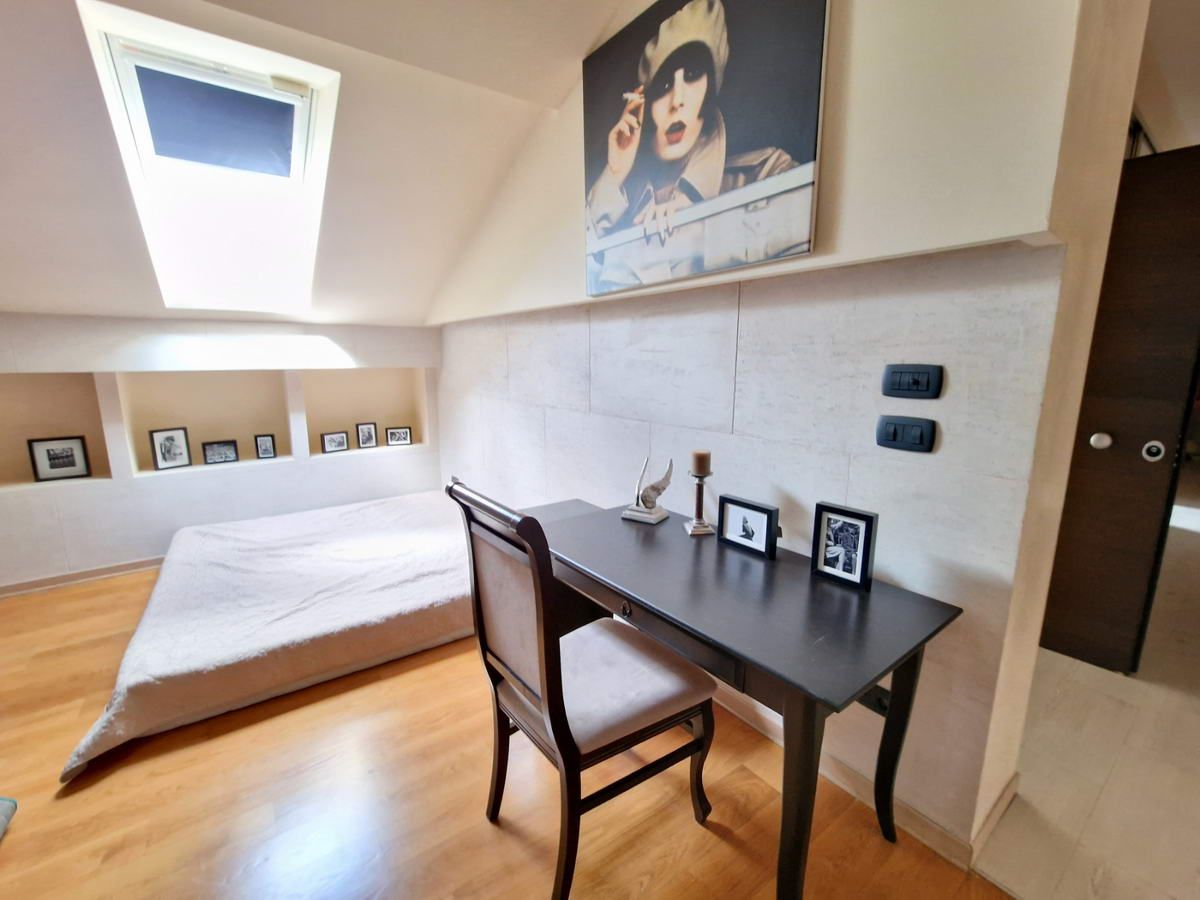 Luksuzan trosoban penthouse površine 230m2 na prvoj liniji mora,Rafailovici(Budva) - Amfora Real Estate