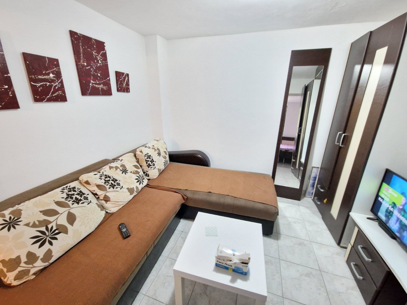 Na prodaju kuca sa dva apartmana 37m2 + 42m2 u Becicima. - Amfora Real Estate