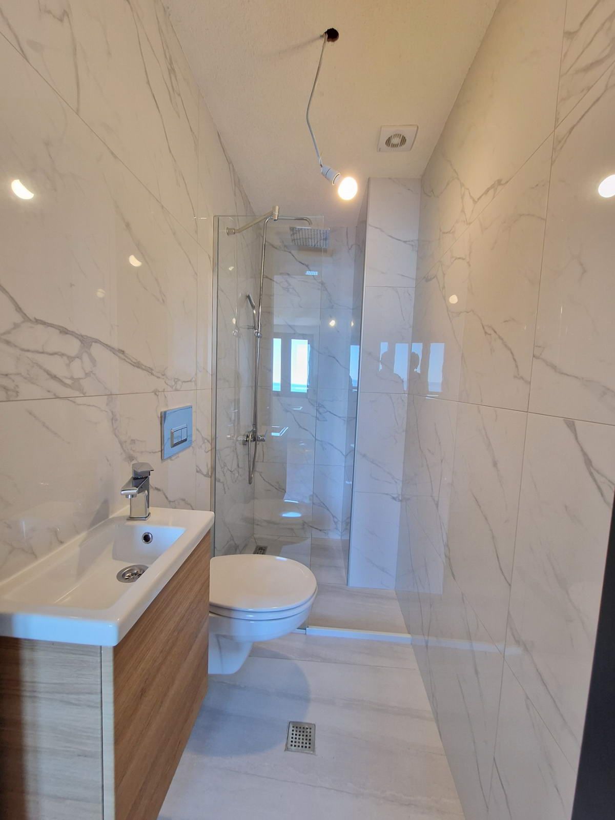 Stanovi u novogradnji na eksluzivnoj lokaciji, Sveti Stefan - Amfora Real Estate