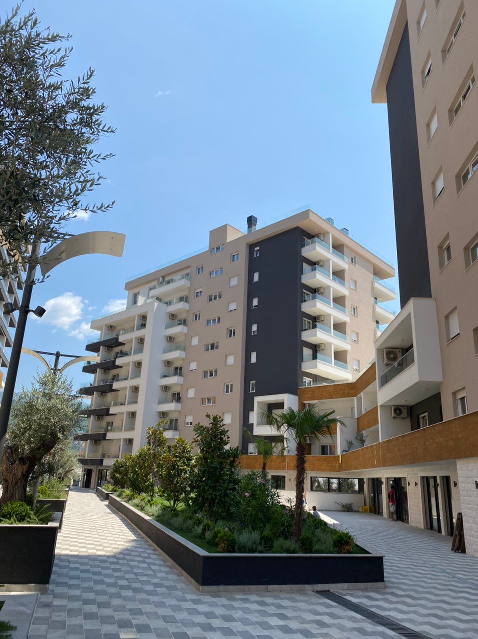 GARSONJERA  30M2 SA POGLEDOM NA MORE I GRAD, U KOMPLEKSU THE OLD BAKERY, BUDVA - Amfora Real Estate