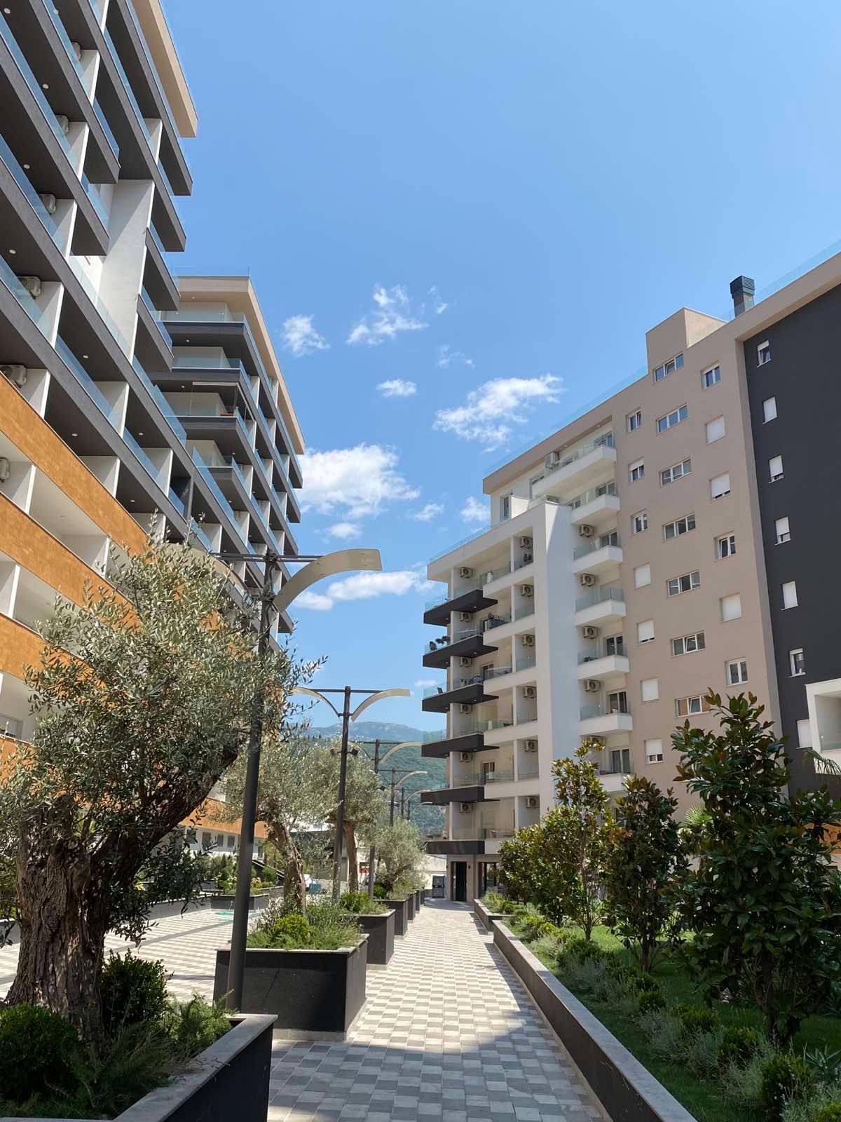 GARSONJERA  30M2 SA POGLEDOM NA MORE I GRAD, U KOMPLEKSU THE OLD BAKERY, BUDVA - Amfora Real Estate