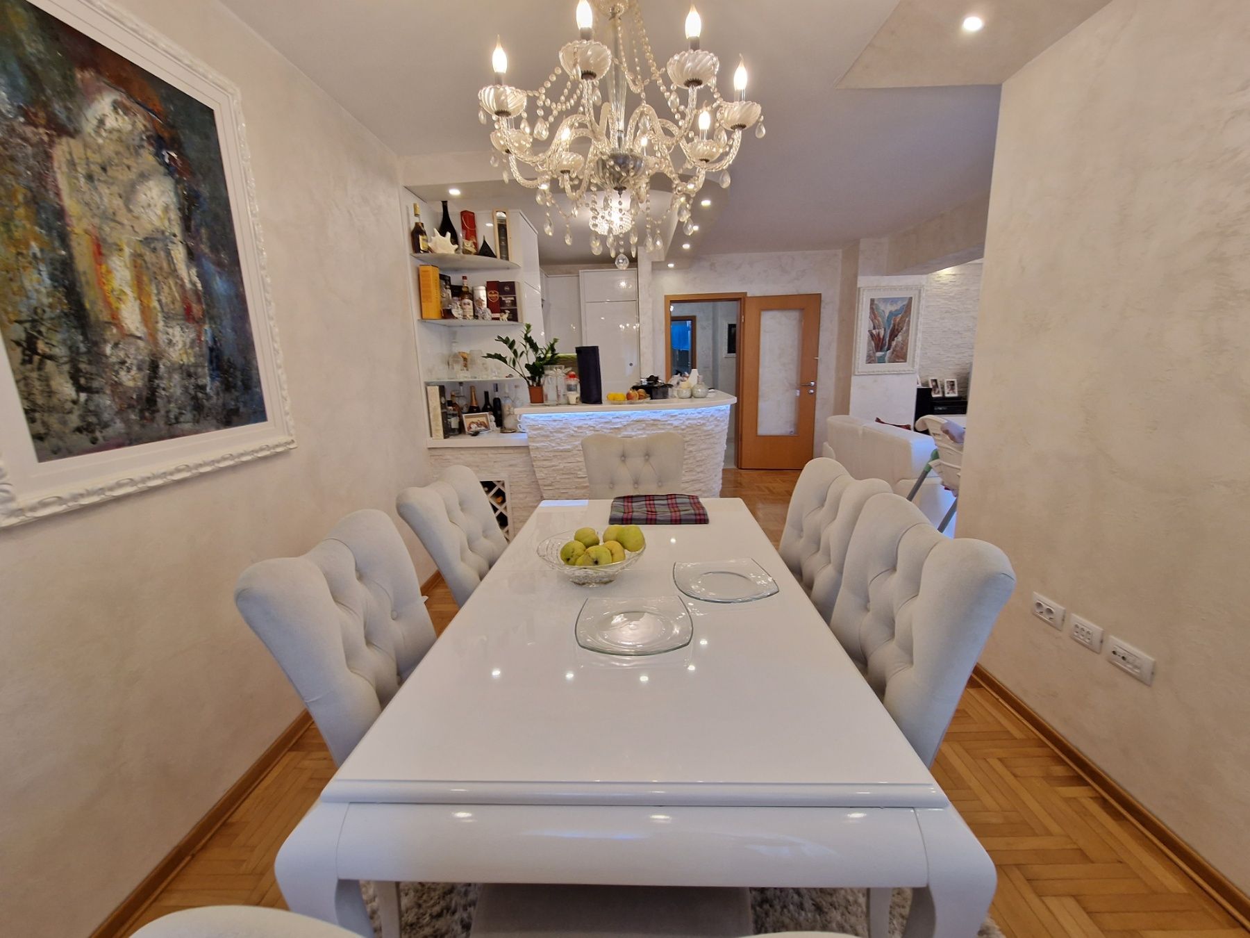 Luksuzan dvosoban stan 90m2 + garaza 20m2,Rozino-Budva. - Amfora Real Estate