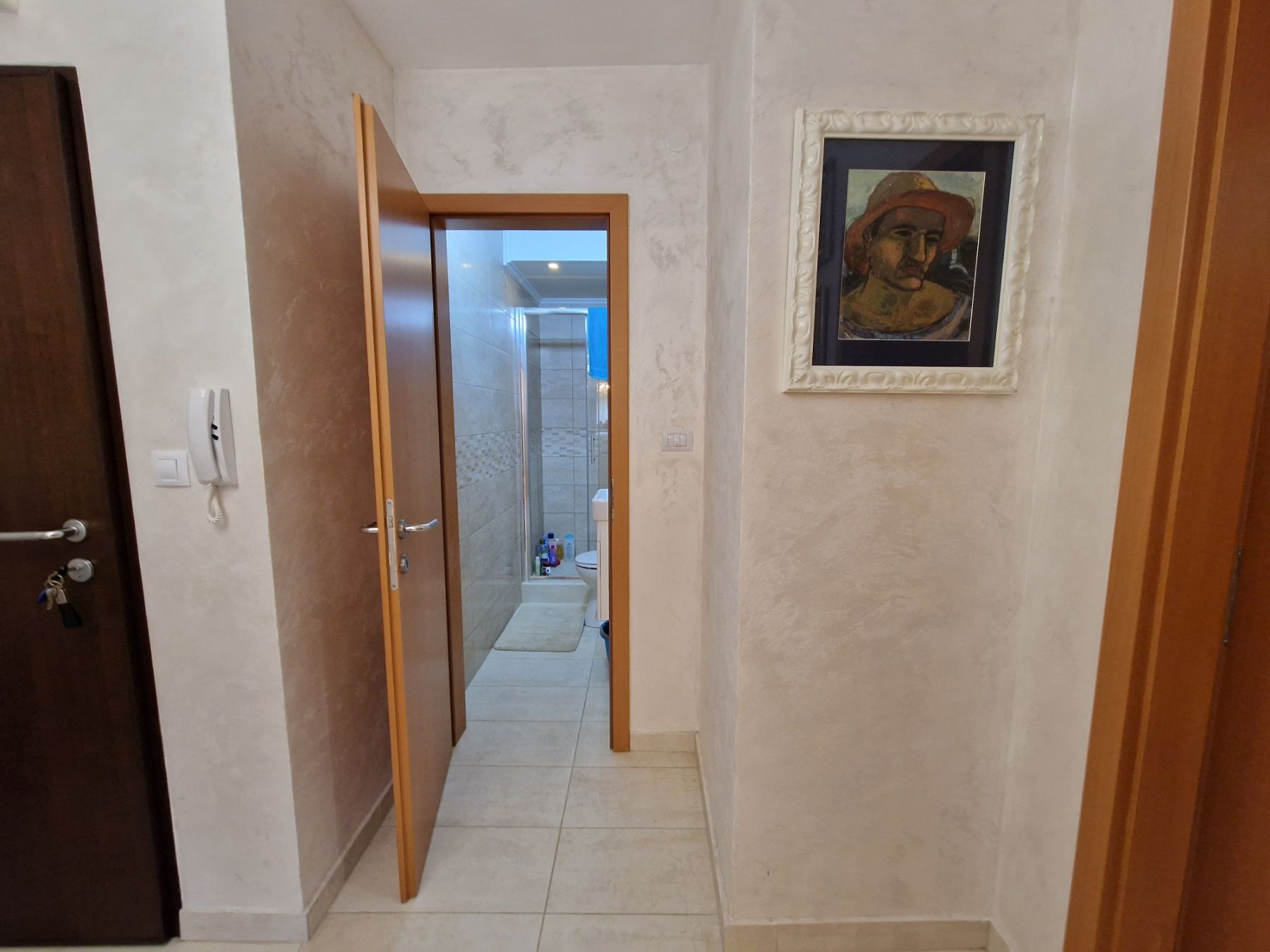 Luksuzan dvosoban stan 90m2 + garaza 20m2,Rozino-Budva. - Amfora Real Estate