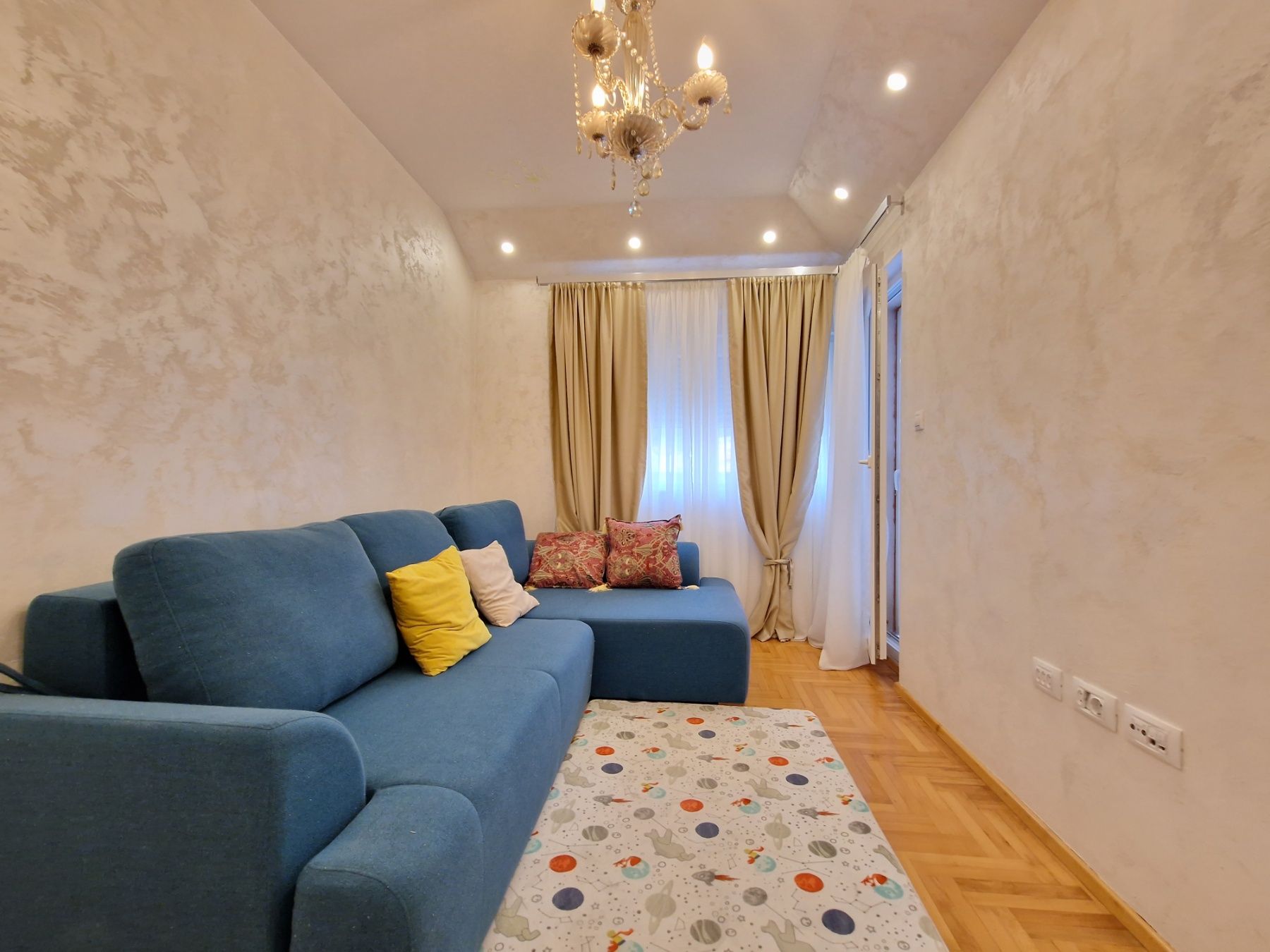 Luksuzan dvosoban stan 90m2 + garaza 20m2,Rozino-Budva. - Amfora Real Estate