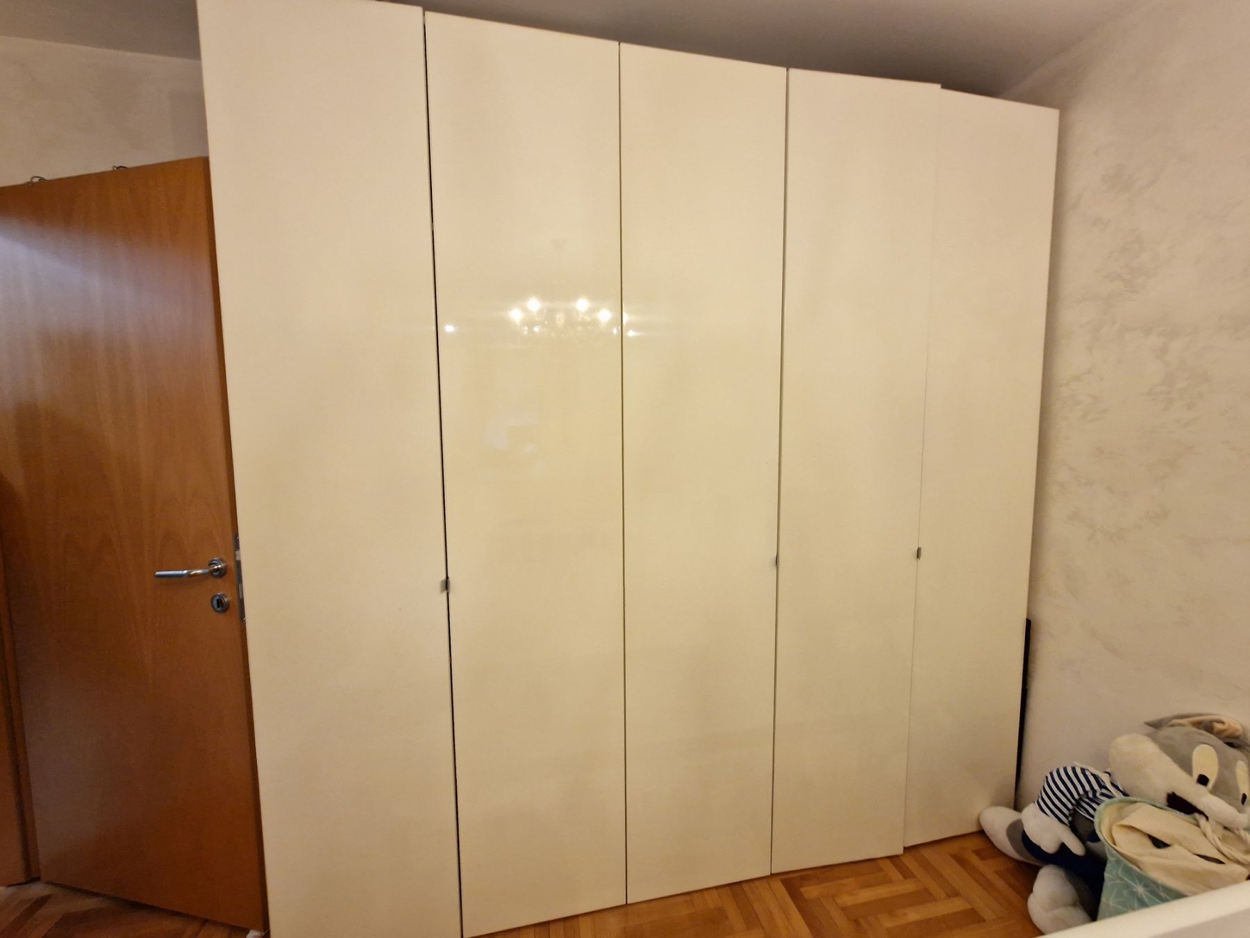 Luksuzan dvosoban stan 90m2 + garaza 20m2,Rozino-Budva. - Amfora Real Estate