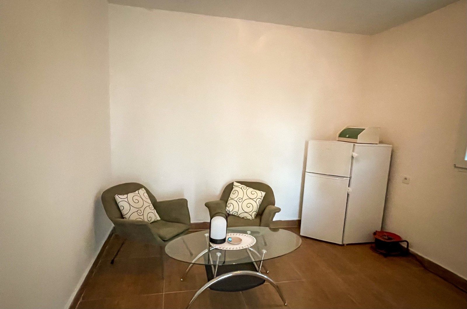 Na prodaju plac (450m2) sa legalizovanim i uknjizenim objektom od 40m2 i prelepim pogledom na more ,Zagora (Kotor) - Amfora Real Estate