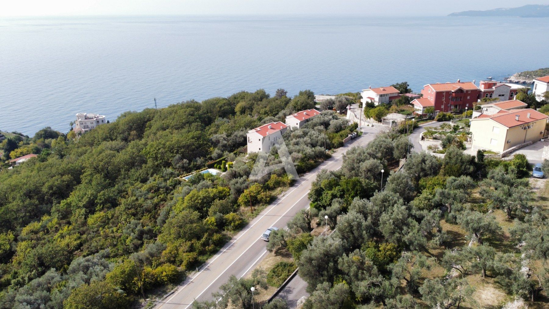 amforaproperty.com/Gradjevinski plac 1650m2 sa nezagradivim pogledom na more, Reževici-Budva