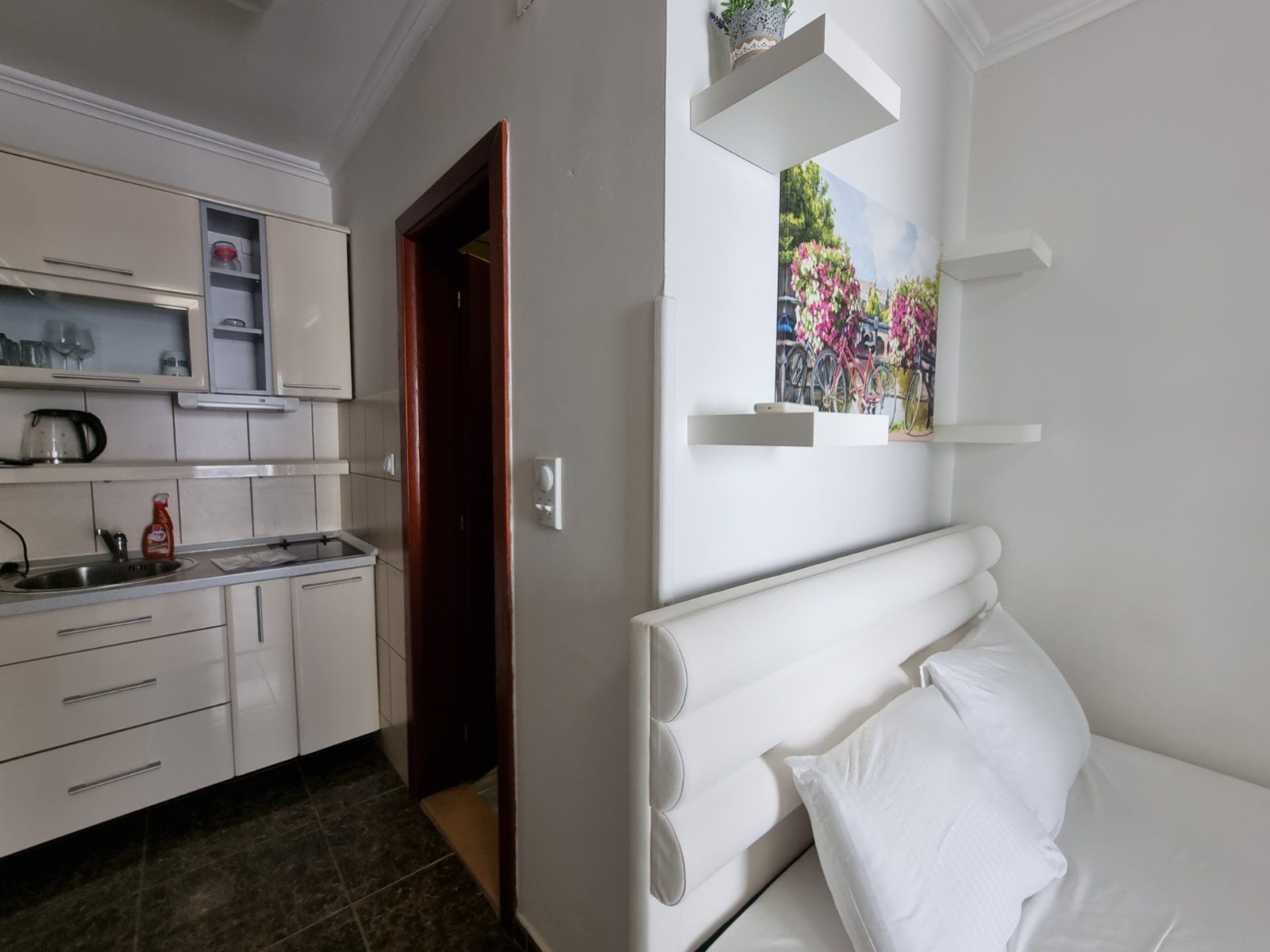 Studio apartman povrsine 28m2,Rozino-Budva. - Amfora Real Estate