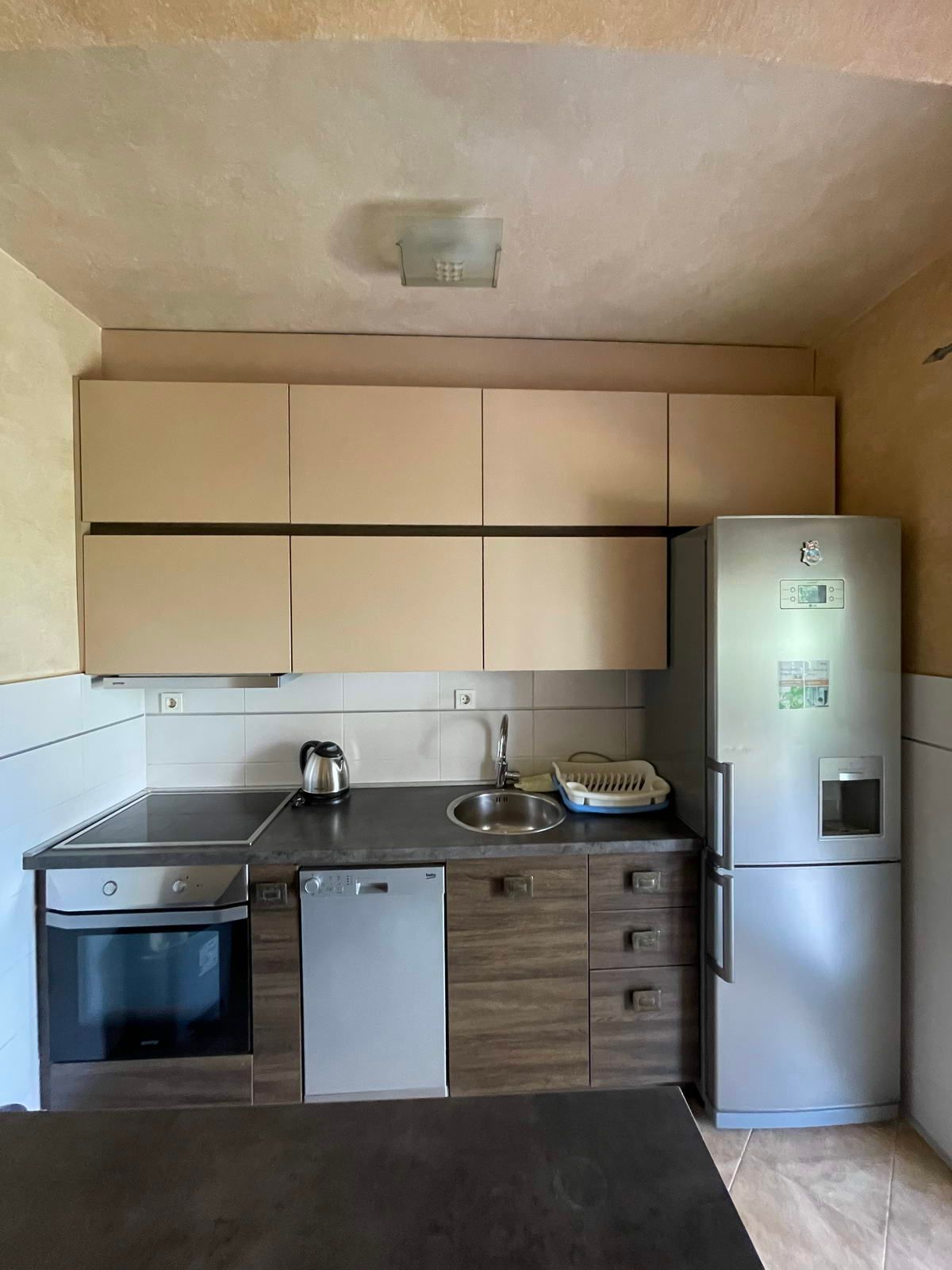 Dvospratna kuca 206m2 sa placem od 340m2 na fantastičnoj lokaciji,Jadranski put,Budva. - Amfora Real Estate