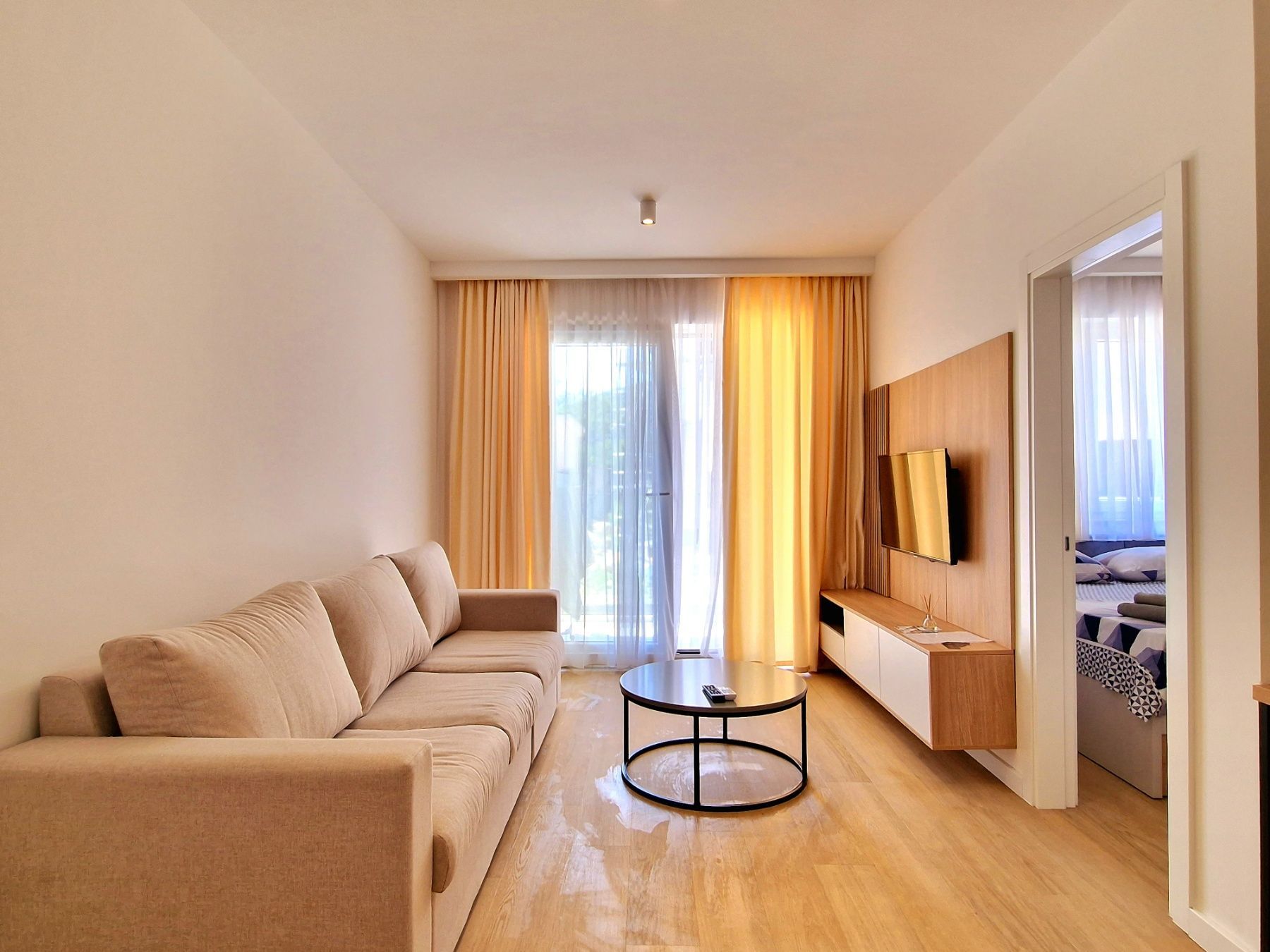 Luksuzan jednosoban stan 41m2,sa delimičnim pogledom na more ,Becici. - Amfora Real Estate