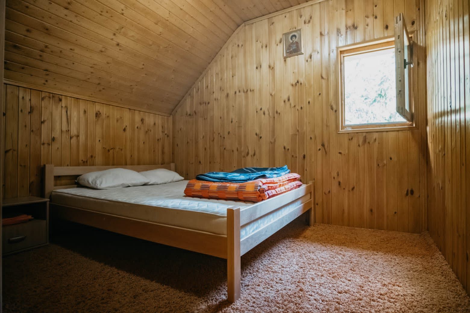 Prodaja vikendice 140 m² na placu 650 m² – Žabljak, 3 minuta od centra, direktan pristup sa magistrale - Amfora Real Estate