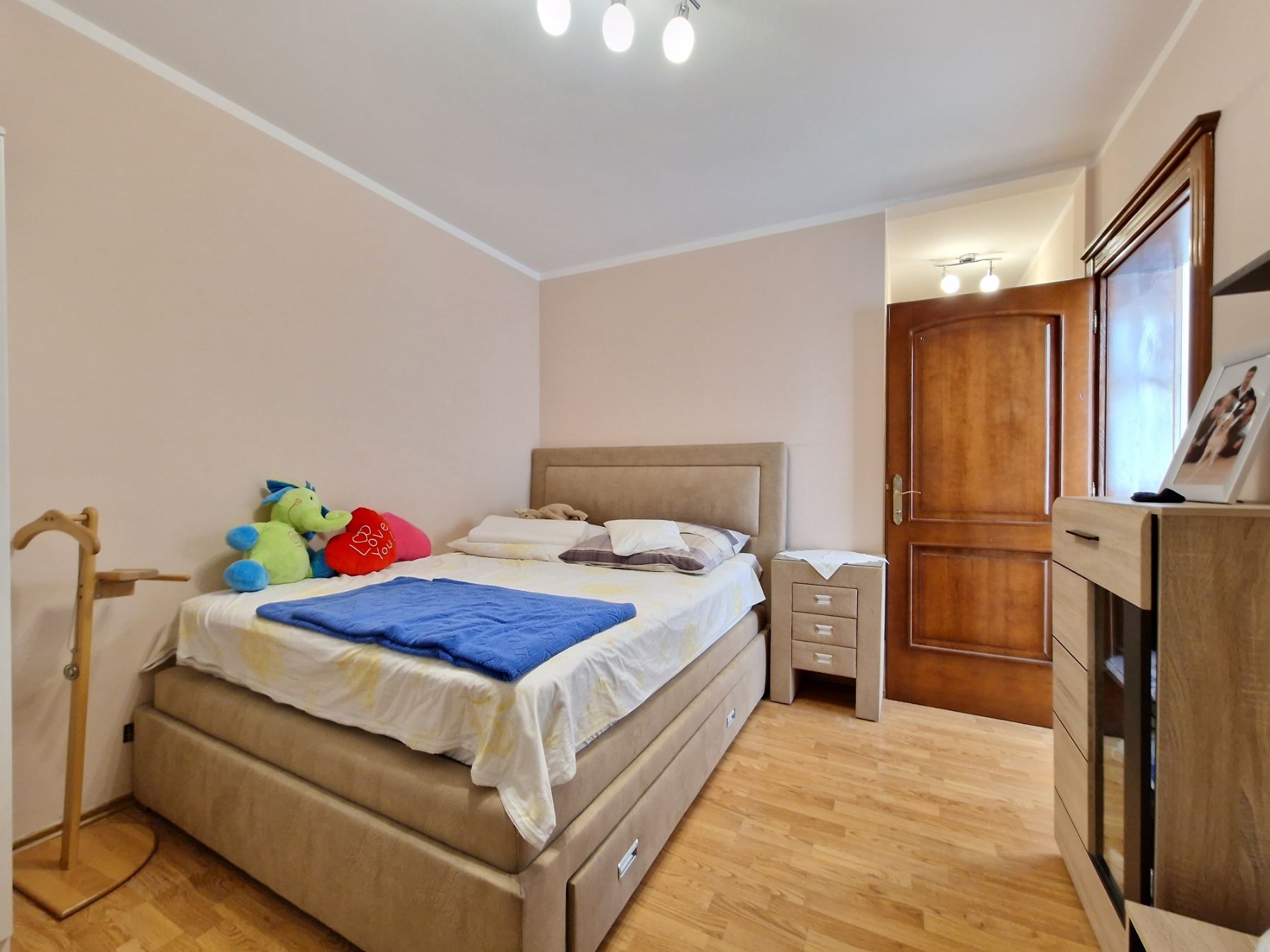 Prelepa dvospratna kuca 250m2 u naselju Podmaine,Budva. - Amfora Real Estate