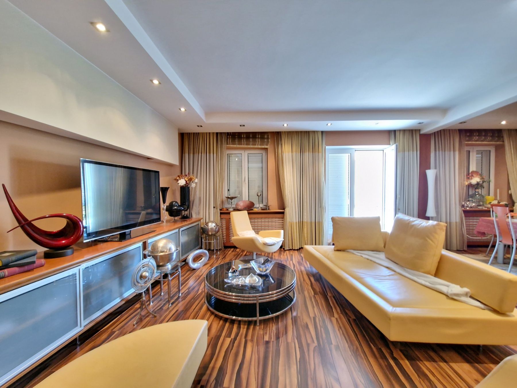 Jedinstvena ponuda,dvosoban stan površine 110m2 u  srcu Starog grada u Budvi. - Amfora Real Estate