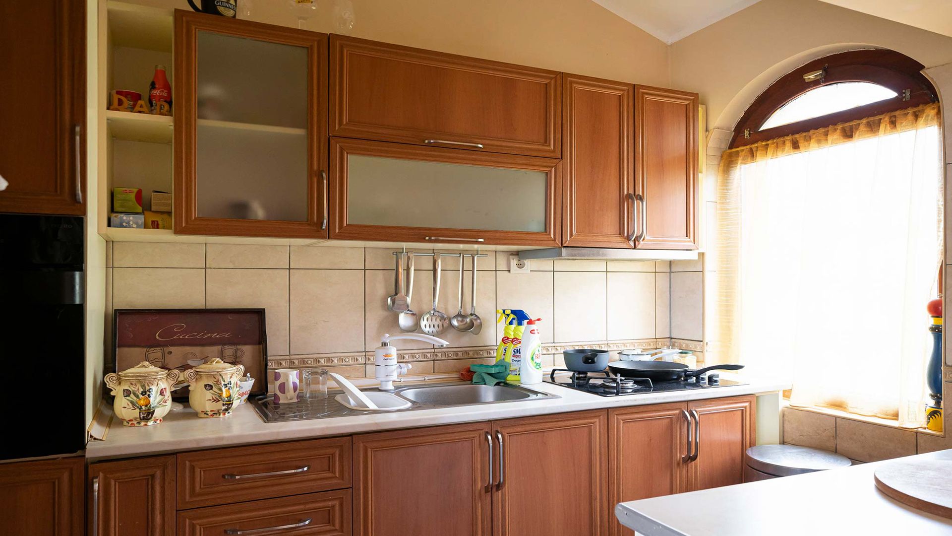 Na prodaju kuća sa bazenom,Kavač-Kotor - Amfora Real Estate