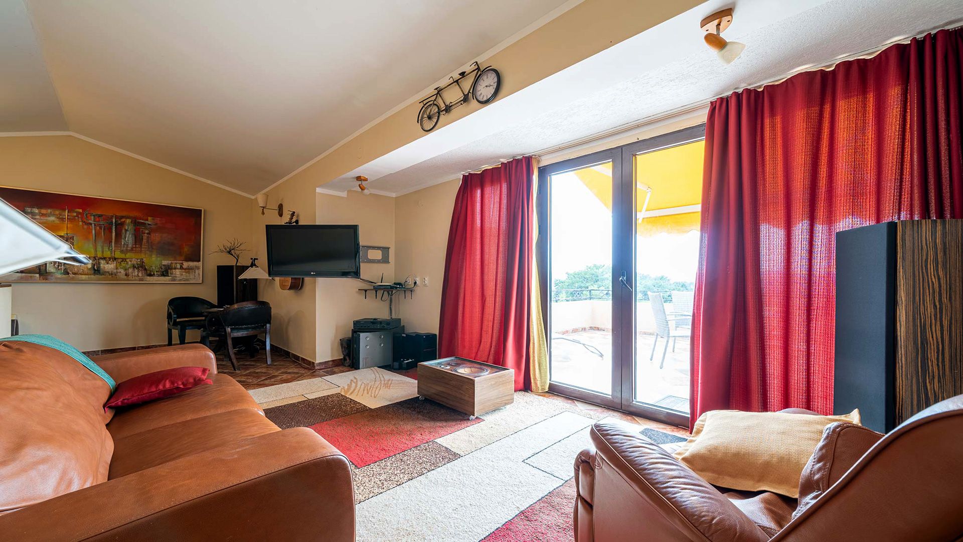 Na prodaju kuća sa bazenom,Kavač-Kotor - Amfora Real Estate