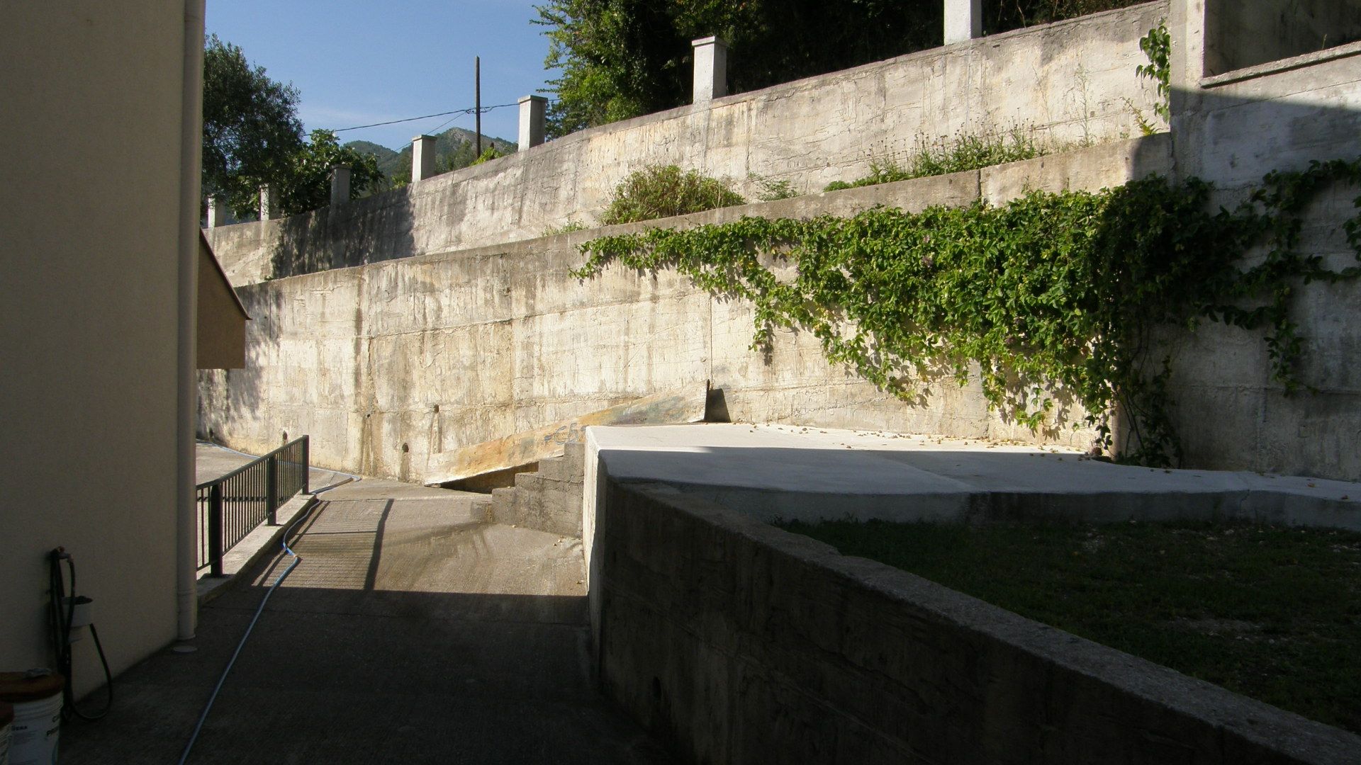 Trospratna kuća 157m2 sa pogledom na more, Kavač-Kotor. - Amfora Real Estate